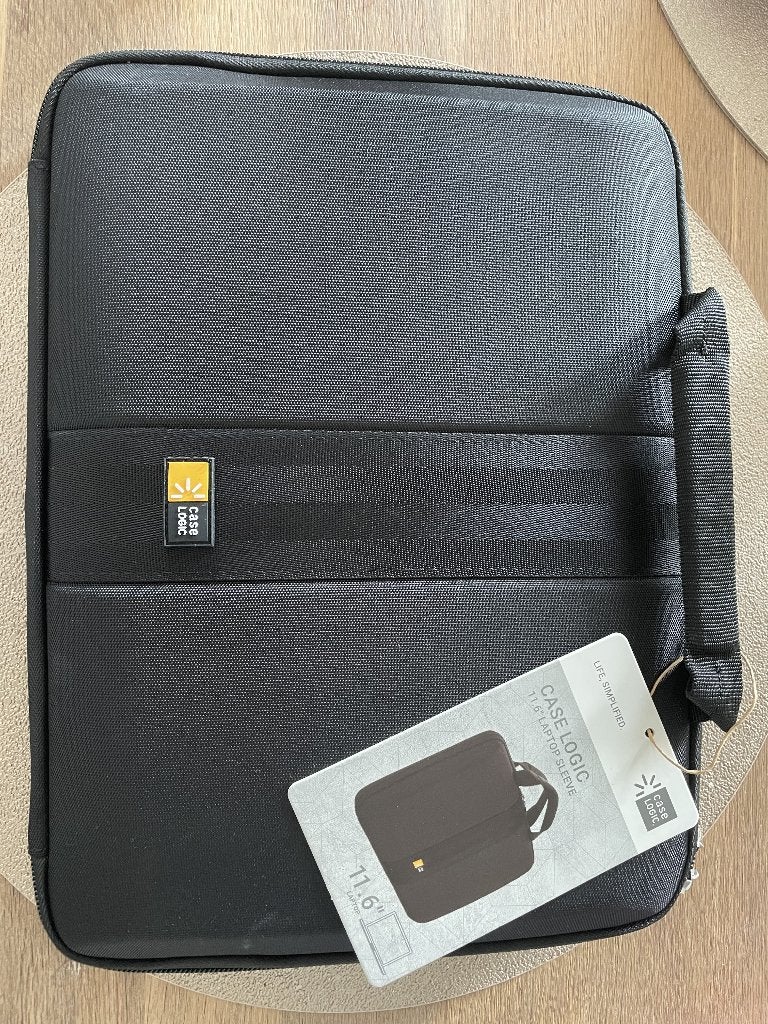 Gloednieuwe Case Logic laptoptas – 11,6 inch – zwart, Computers en Software, Ophalen of Verzenden, 12 inch of minder, Nieuw, Case logic