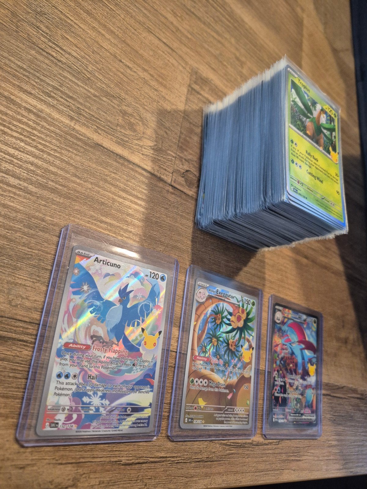 Pokémon 30th Anniversary bulk 160+ kaarten, 22 pikachu's,..., Hobby & Loisirs créatifs, Enlèvement, Comme neuf