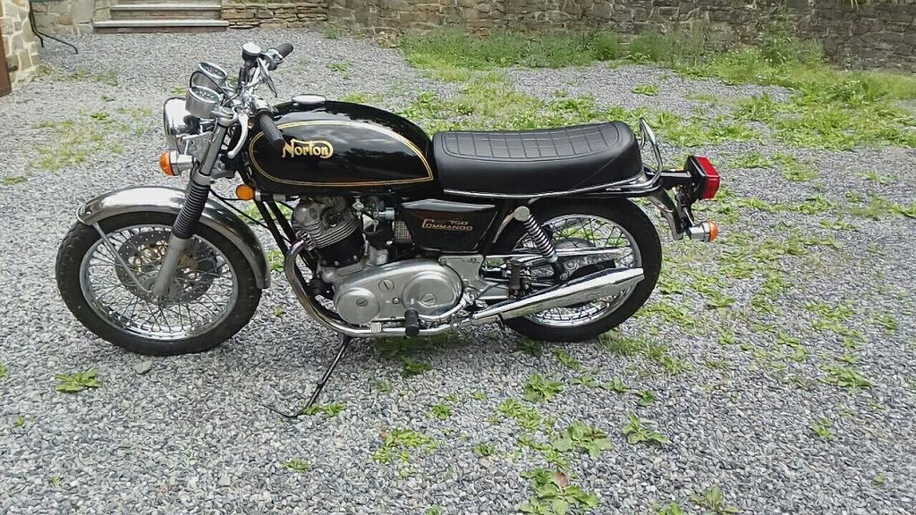 Norton commando, Motoren