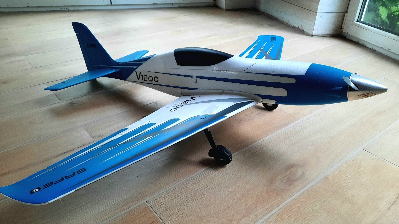 E-Flite V1200 bnf, Enlèvement