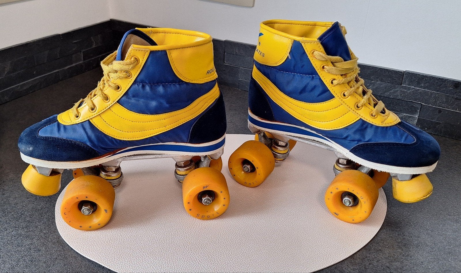 Patins à roulettes vintage, Enlèvement ou Envoi