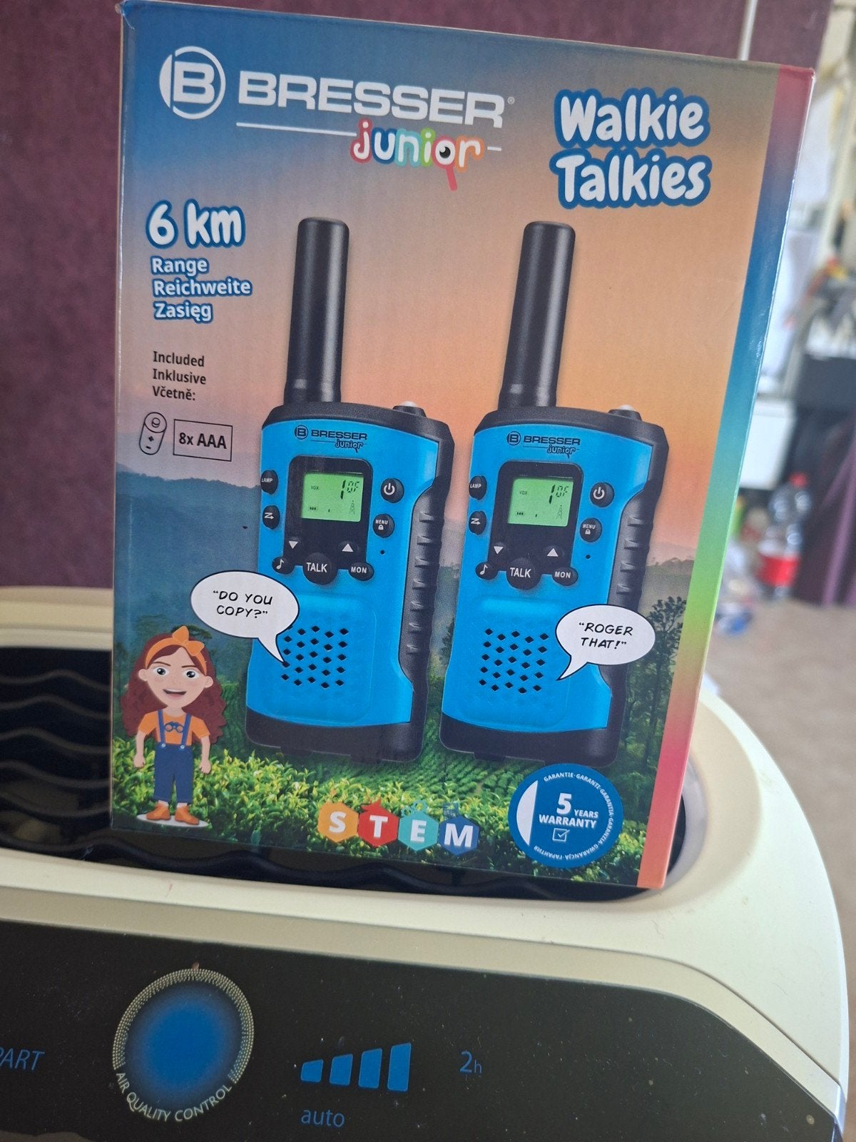 Walkie talkies, Enlèvement