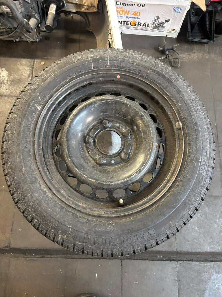 Bmw E46 reserve wiel, Ophalen, Banden en Velgen