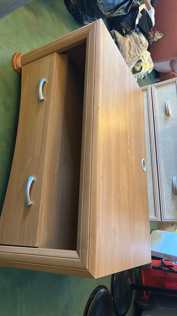 Tv kast, Ophalen, Zo goed als nieuw, Hout