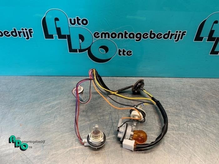 Circuit imprimé feu arrière droit d'un Peugeot 108 (108 14, Autos : Pièces & Accessoires, -, 3 mois de garantie, Utilisé, -