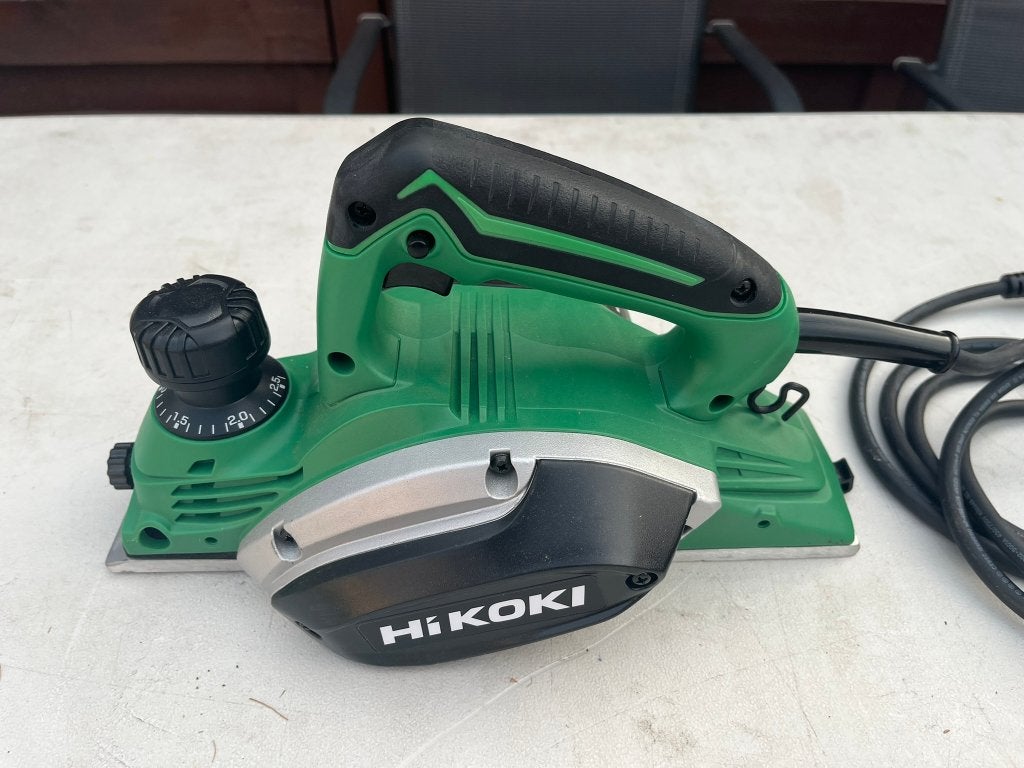 HiKOKI P20SF(WAZ) schaafmachine + koffer, Doe-het-zelf en Bouw, Schaafmachines, Ophalen, Zo goed als nieuw, Elektrisch