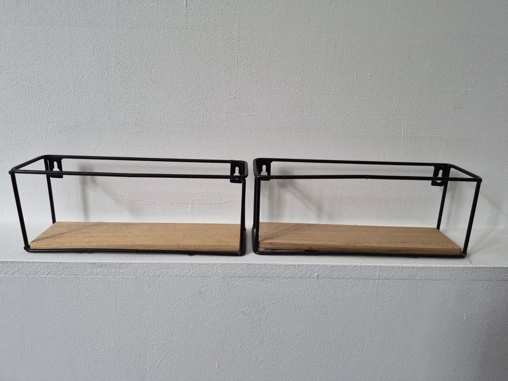 2 kleine wandplankjes, Huis en Inrichting, Woonaccessoires | Wandplanken en Boekenplanken, Ophalen