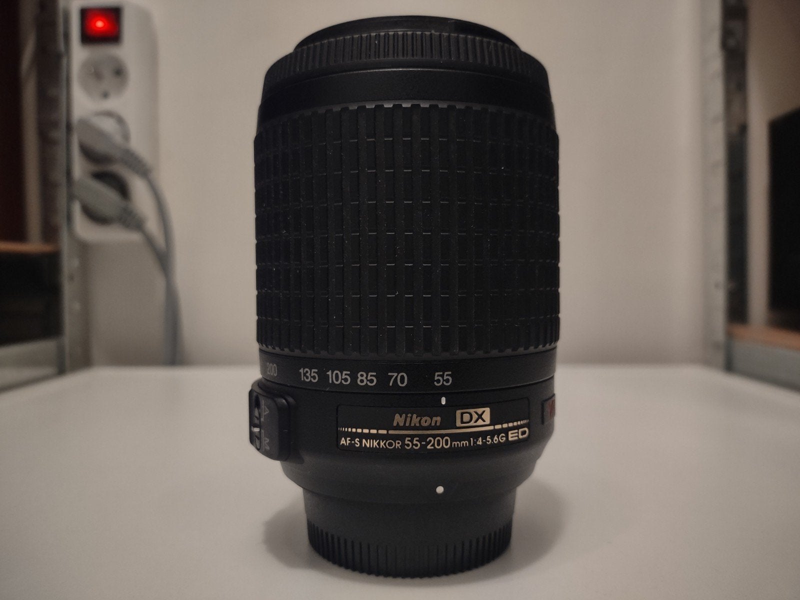 Nikkor AF5 DX VR, Enlèvement