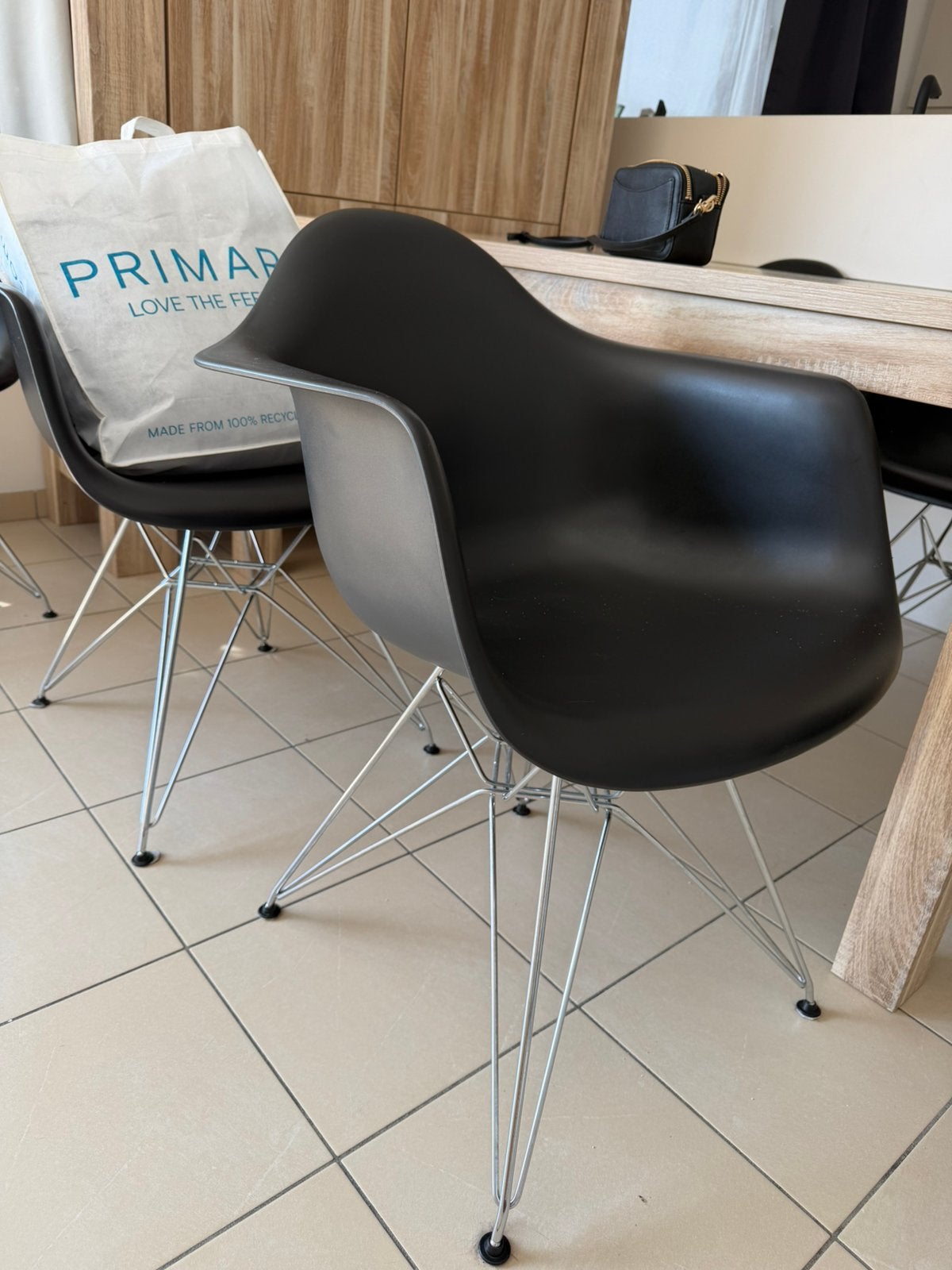 Zwarte kuipstoelen set, Huis en Inrichting, Stoelen, Ophalen, Zo goed als nieuw