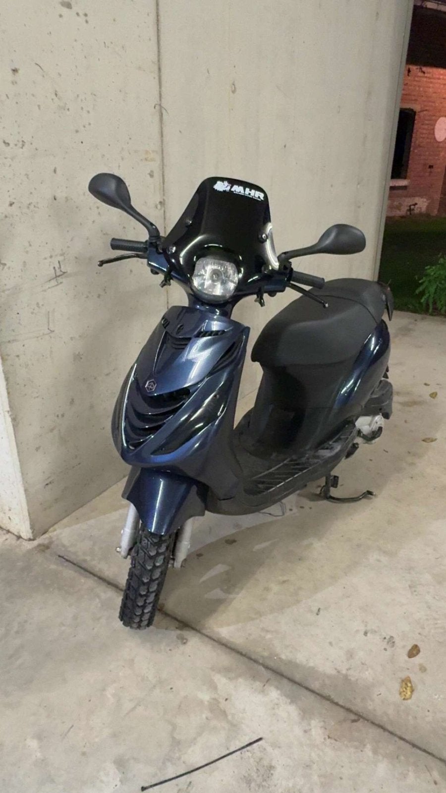 Piaggio zip 4t carb, Fietsen en Brommers, Ophalen, Zo goed als nieuw, Zip