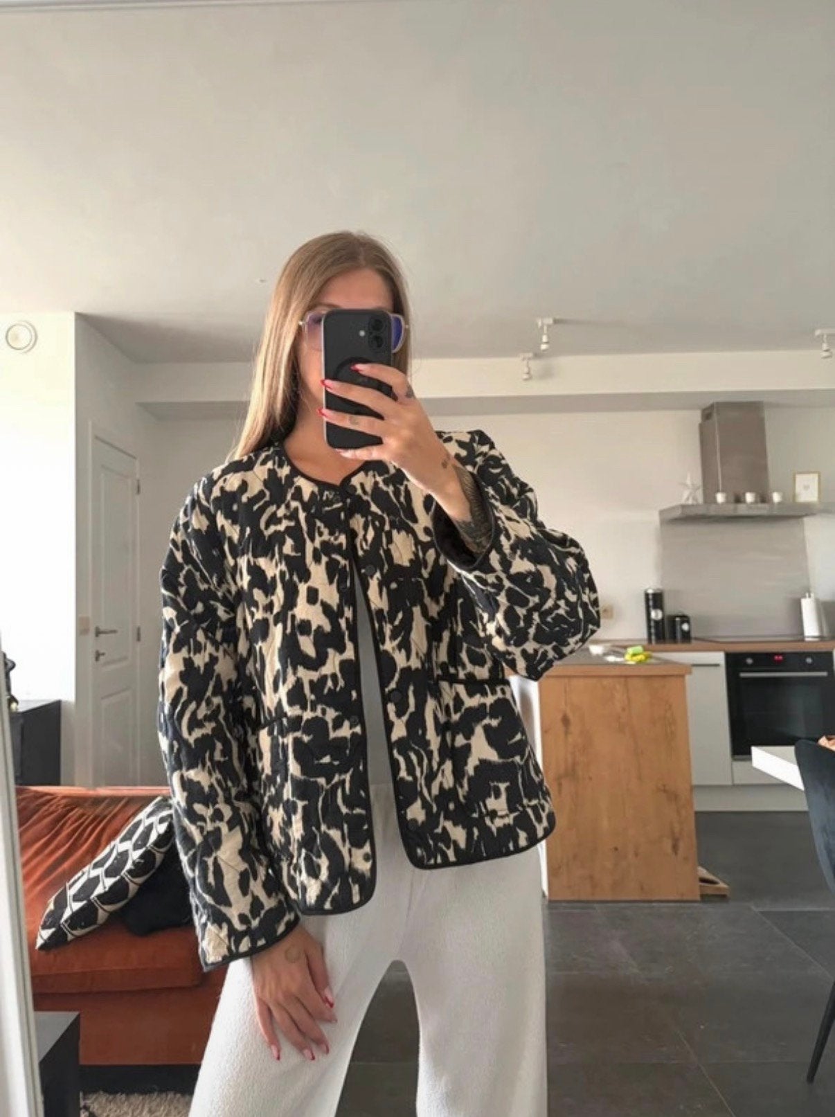 Veste tendance Zara taille L, Envoi, Comme neuf
