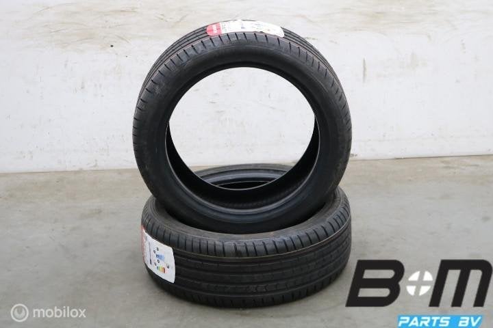 2 x 2154517 91W Vredestein Ultrac AO NIEUW 215 45 17, Autos : Pièces & Accessoires, Pneus & Jantes, Pneus hiver, 275 mm, 21 pouces