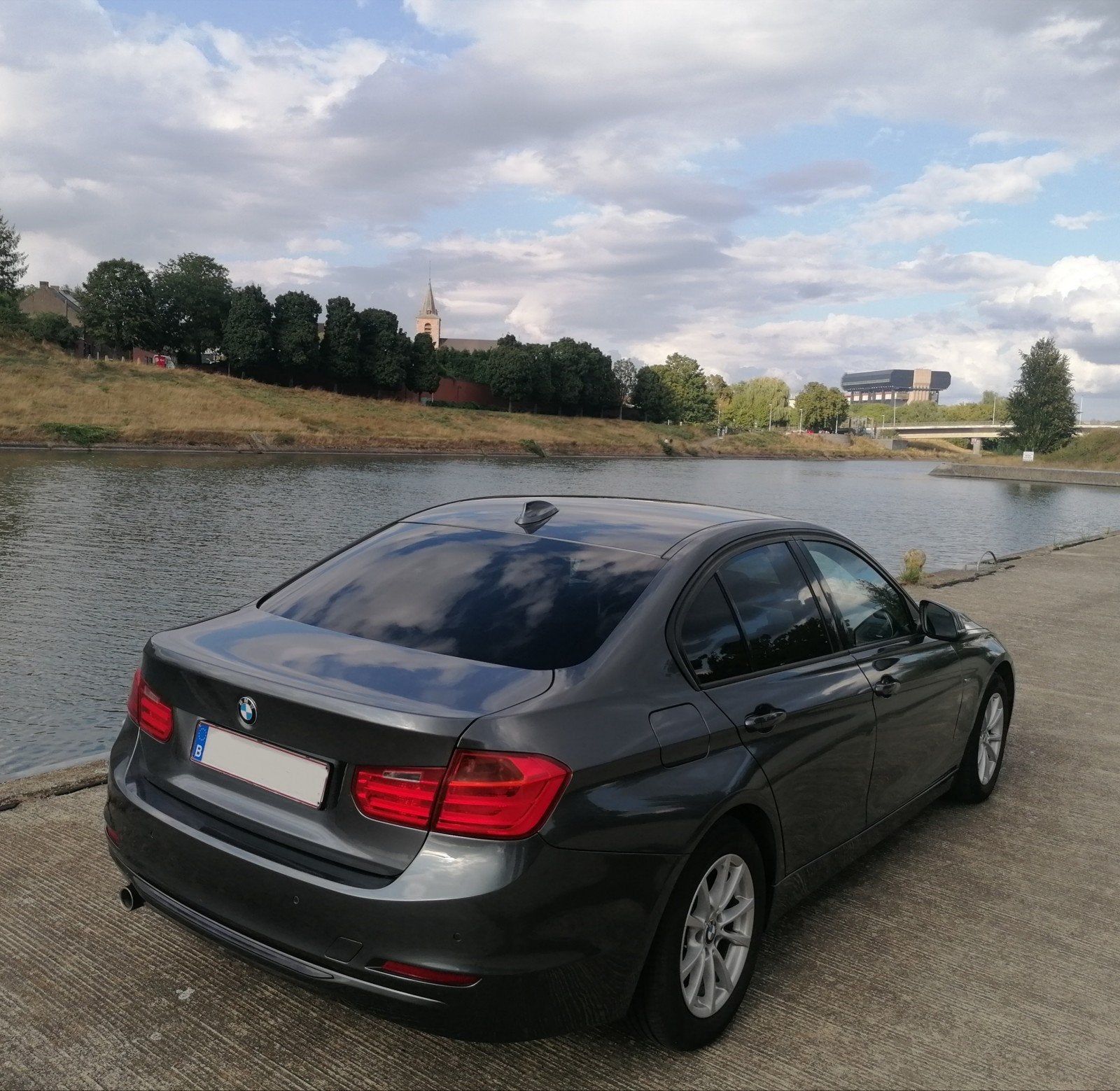 BMW 318 D F30 SPORTLINE, Auto's, Elektrisch, 5 deurs, Particulier, Navigatiesysteem