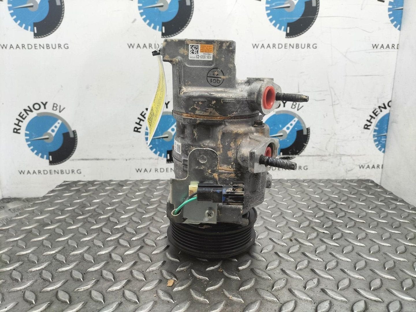 FORD TRANSIT COURIER AIRCO COMPRESSOR / AIRCOPOMP H1BH19D629, Autos : Pièces & Accessoires, Enlèvement ou Envoi, Utilisé, ARN reconnu