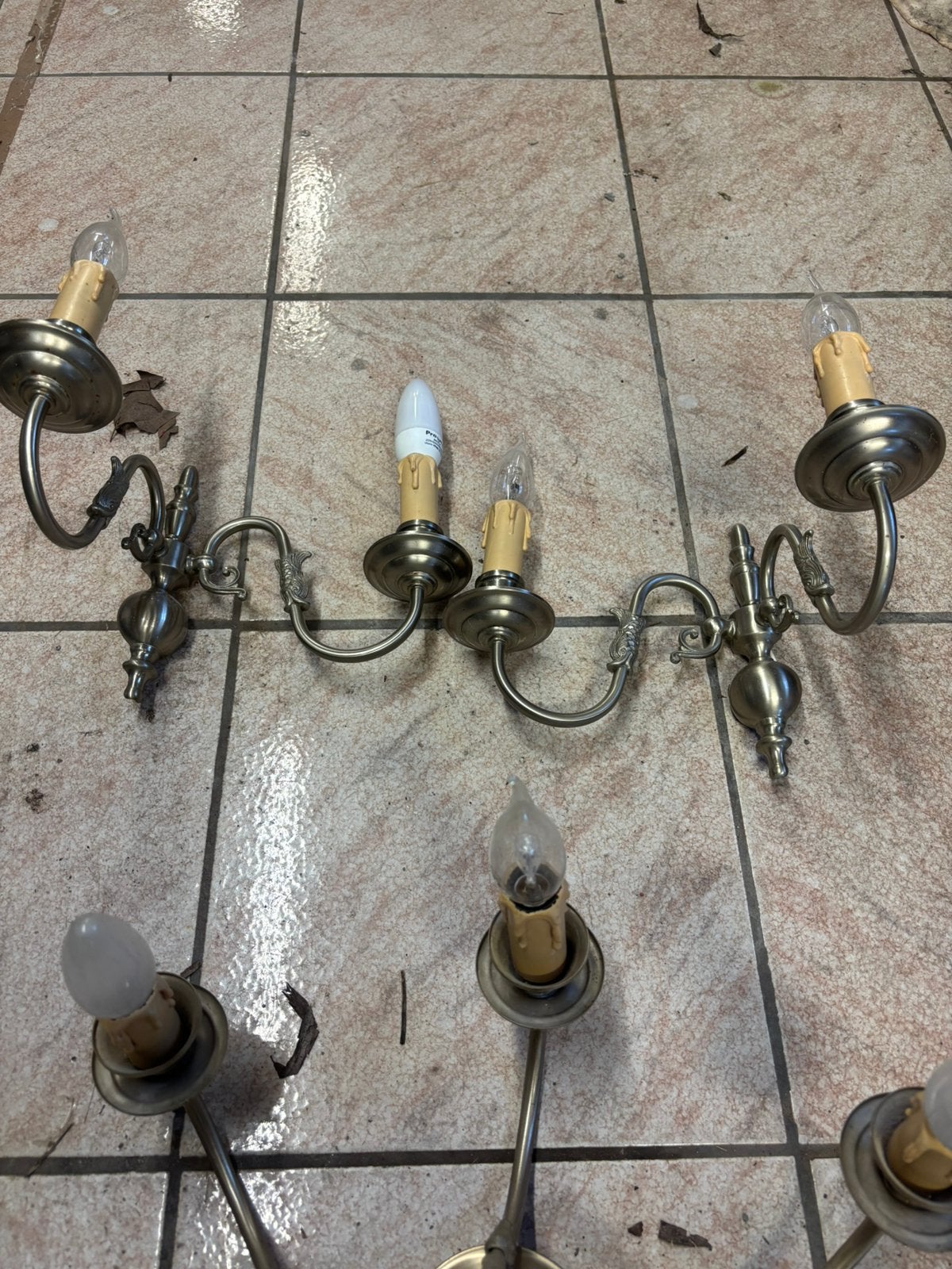 Lustre vintage 8 feux avec 2 appliques murales en étain, Antiquités & Art, Enlèvement ou Envoi