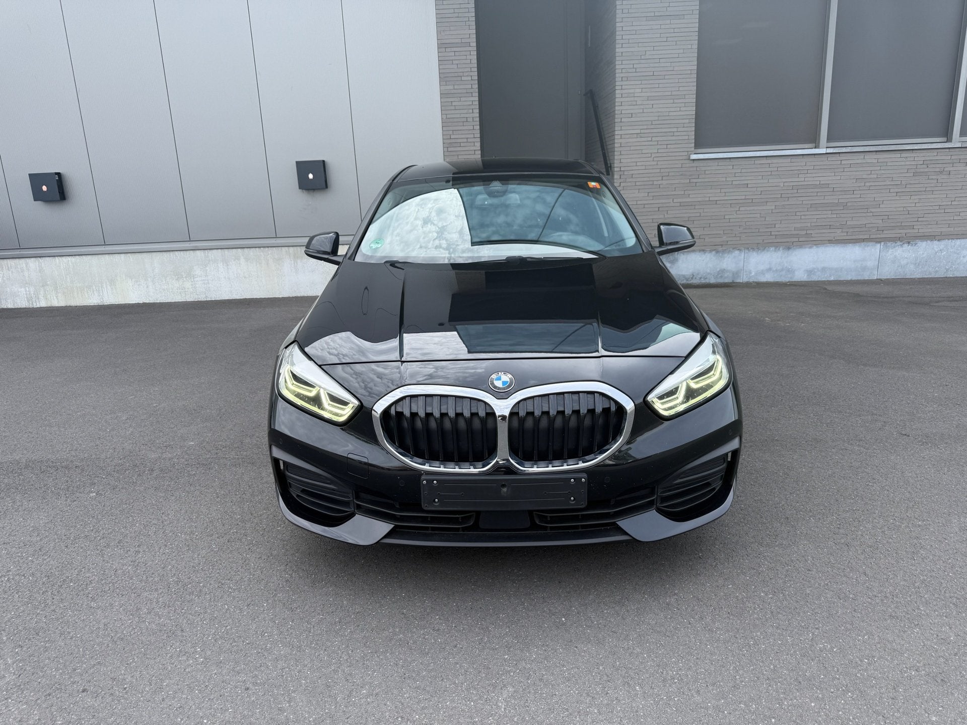 BMW 116D | 2020 | Automaat | btw wagen, Auto's, 1 Reeks, Gebruikt, Euro 6, Zwart