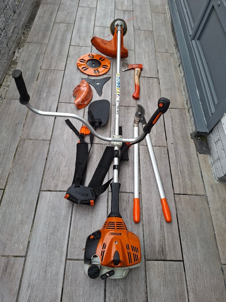 STILH ET AUTRES, Tuin en Terras, Bosmaaiers, Zo goed als nieuw, Benzine, 50 cm of meer, Ophalen