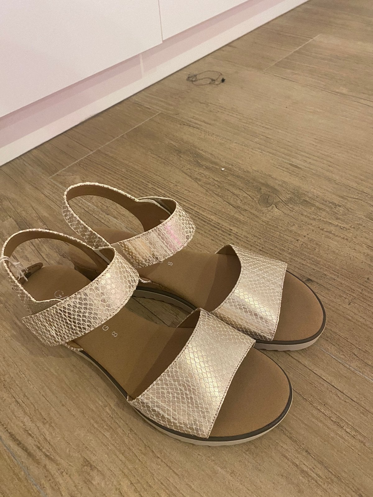 NIEUW! Prachtig GABOR sandalen maat 42, Kleding | Dames, Schoenen, Ophalen, Zo goed als nieuw