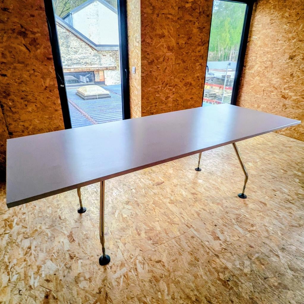 Table de réunion VITRA - Ad Hoc, Maison & Meubles, Bureaux, Comme neuf, Autres types, Autres marques, Gris, Enlèvement