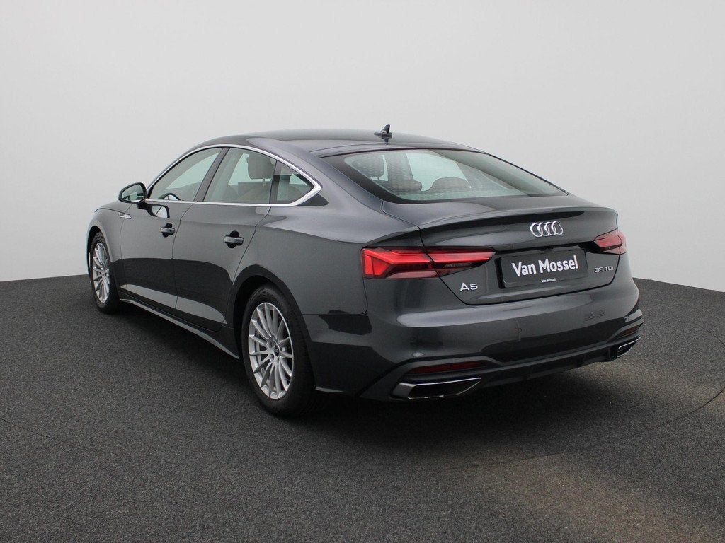 Audi A5 Sportback 35 TDI S tronic Bus Ed Competition, Auto's, Audi, 4 zetels, Stof, Zwart, Zwart