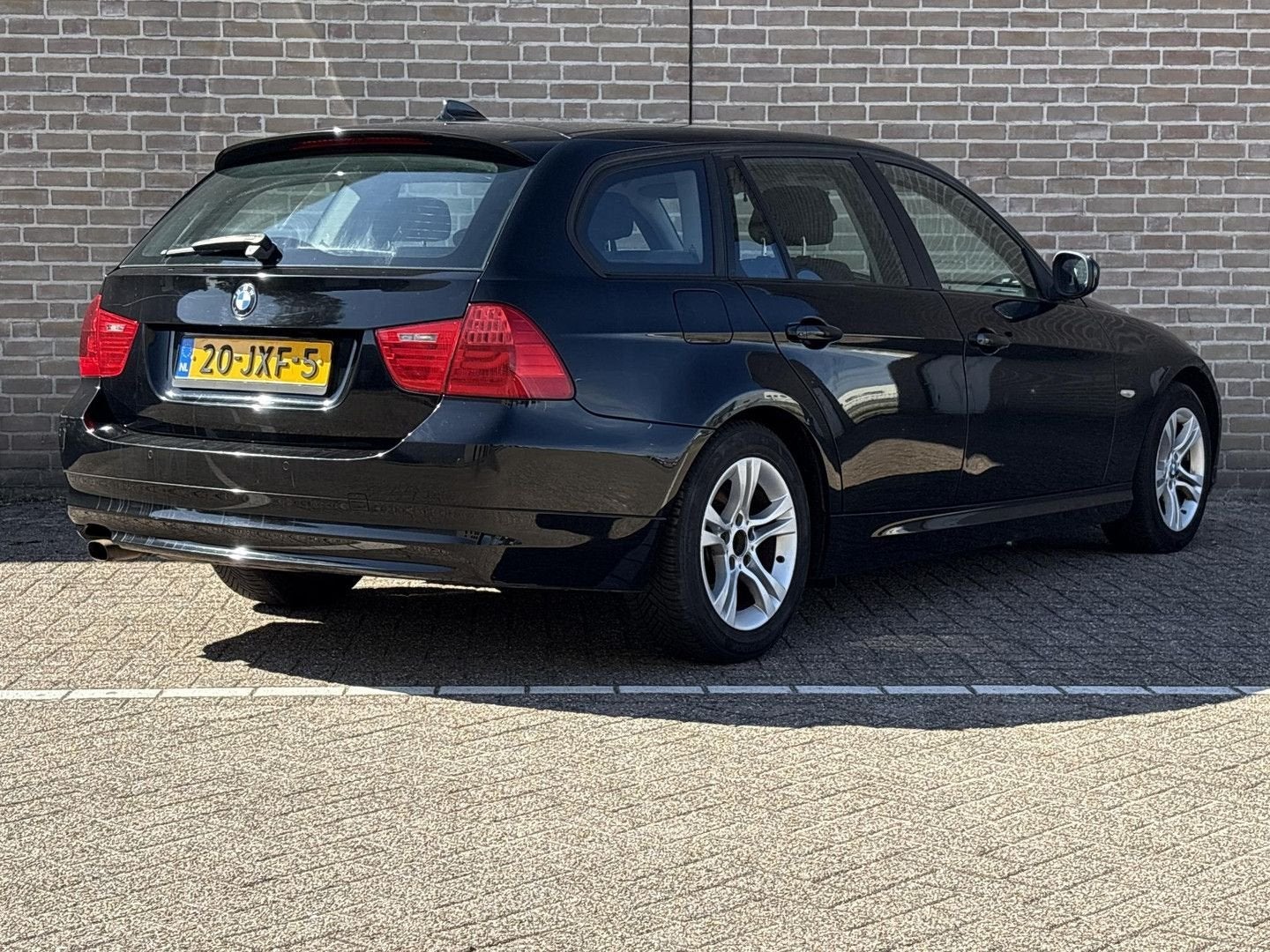 BMW 316 3-serie Touring 316i Business Line | Cruise | Climat, Auto's, Parkeersensor, Zwart, 146 g/km, 3 Reeks