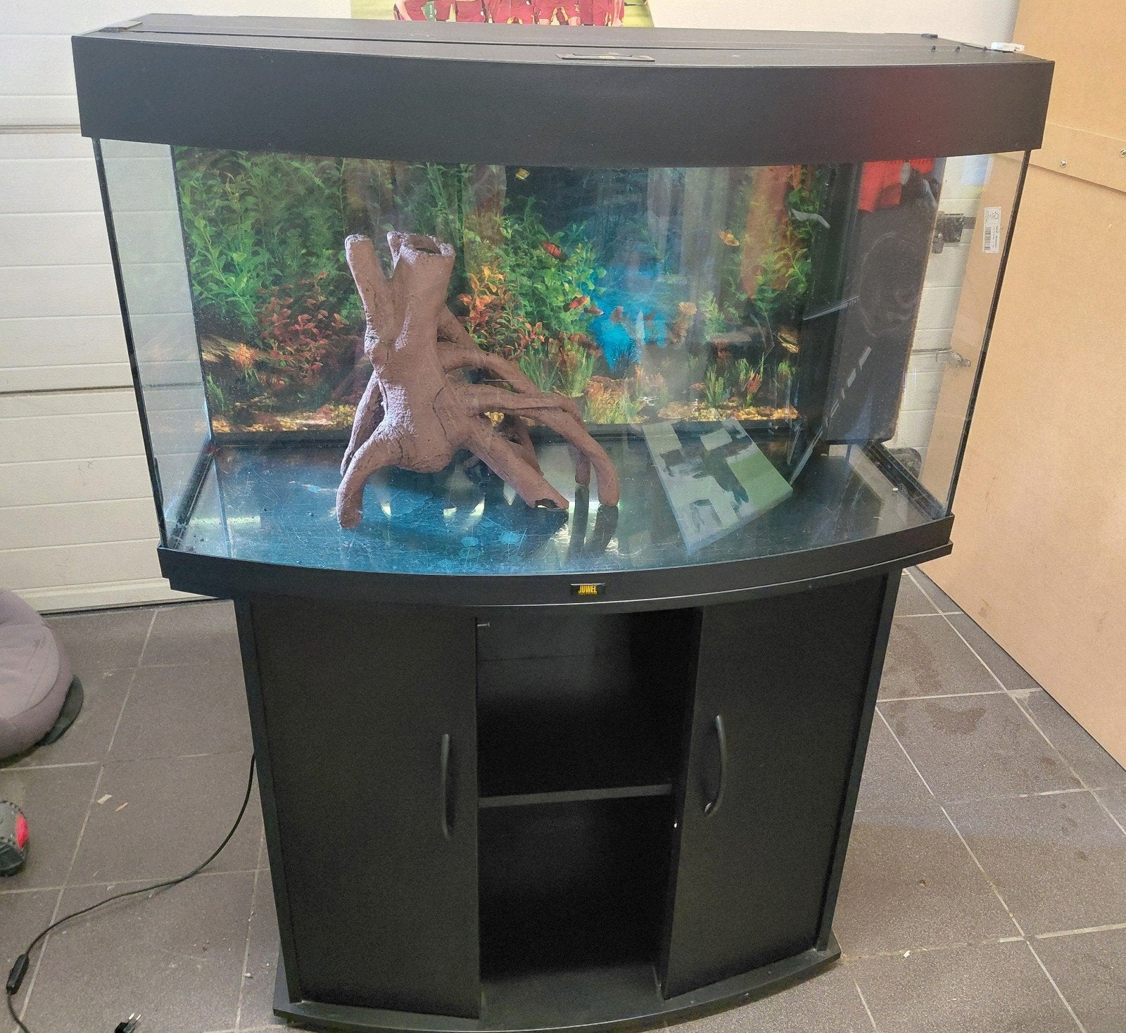 Juwel aquarium 180 L met bijhorende kast met pomp en verwarm, Ophalen, Decoratie, Gebruikt, Juwel