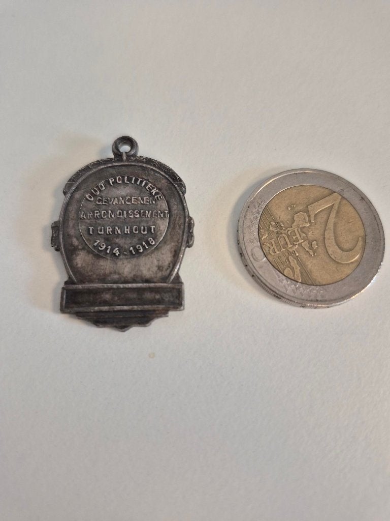 Herinneringsmedaille oud-politiek gevangenen Turnhout 1918, Ophalen, Overige materialen