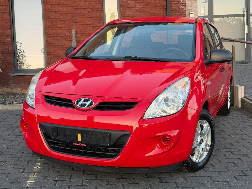(73.525Km) Hyundai i20 ( 1.2i 77Ch ) (2012) Euro 5 (Lez Ok), Auto's, Euro 5, Stof, 4 cilinders, Bedrijf