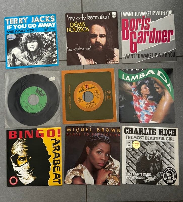 Bundel van 9 vinyl singles (45 toeren) – jaren ’70 & ’80, Ophalen, Gebruikt, Pop