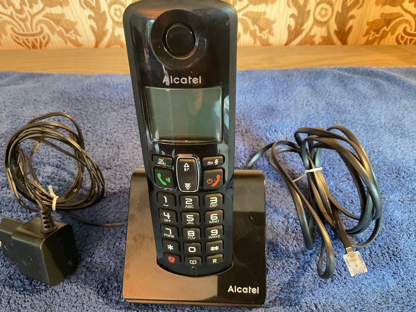 Draagbare telefoon, digitaal en op internet, Telecommunicatie, Verzenden, Zo goed als nieuw