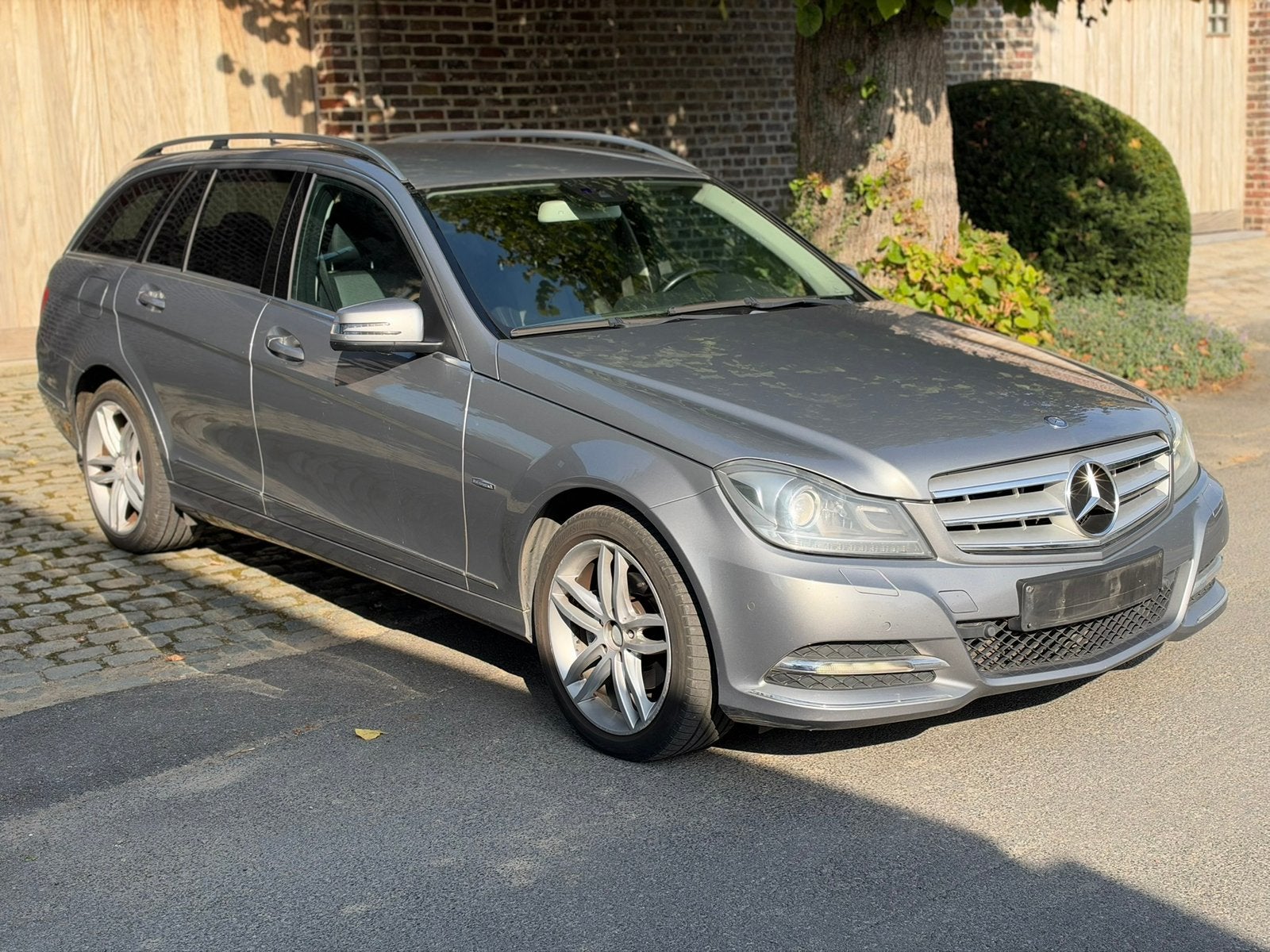 MERCEDES C220/AVANT-GARDE ! /AUTOMATIQUE ! /LIFTING  /5 EURO, Autos, 100 kW, Achat, Entretenue par le concessionnaire, Noir