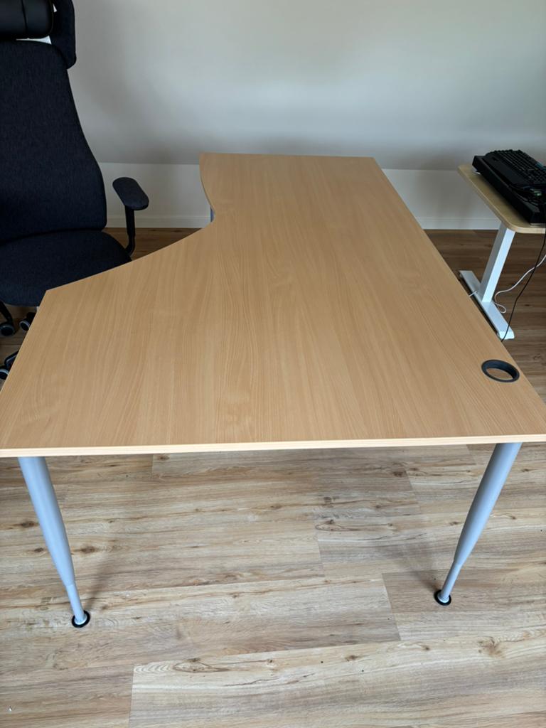 In hoogte verstelbaar bureau, Huis en Inrichting, Bureaus, Gebruikt, Hoekbureau, Demontabel, Ophalen