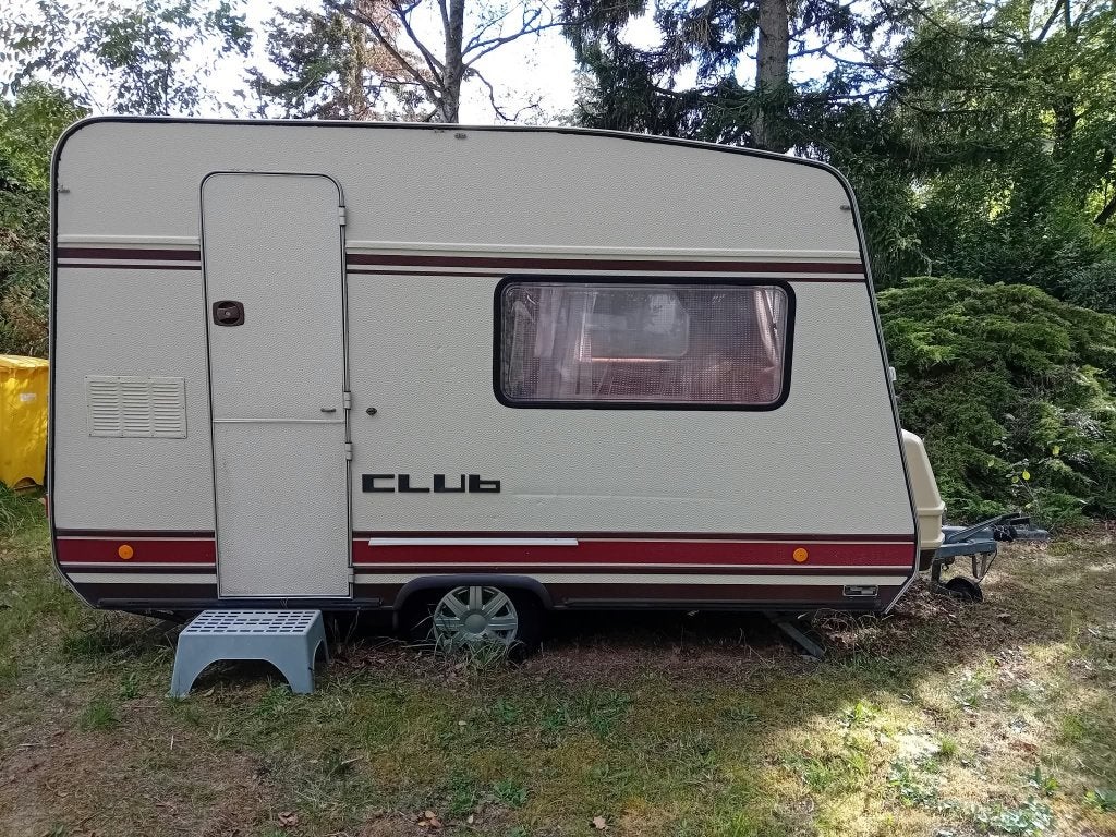 Caravan Bürstner Club 350 TL, Particulier, Bürstner, 500 - 750 kg, Réchaud à gaz