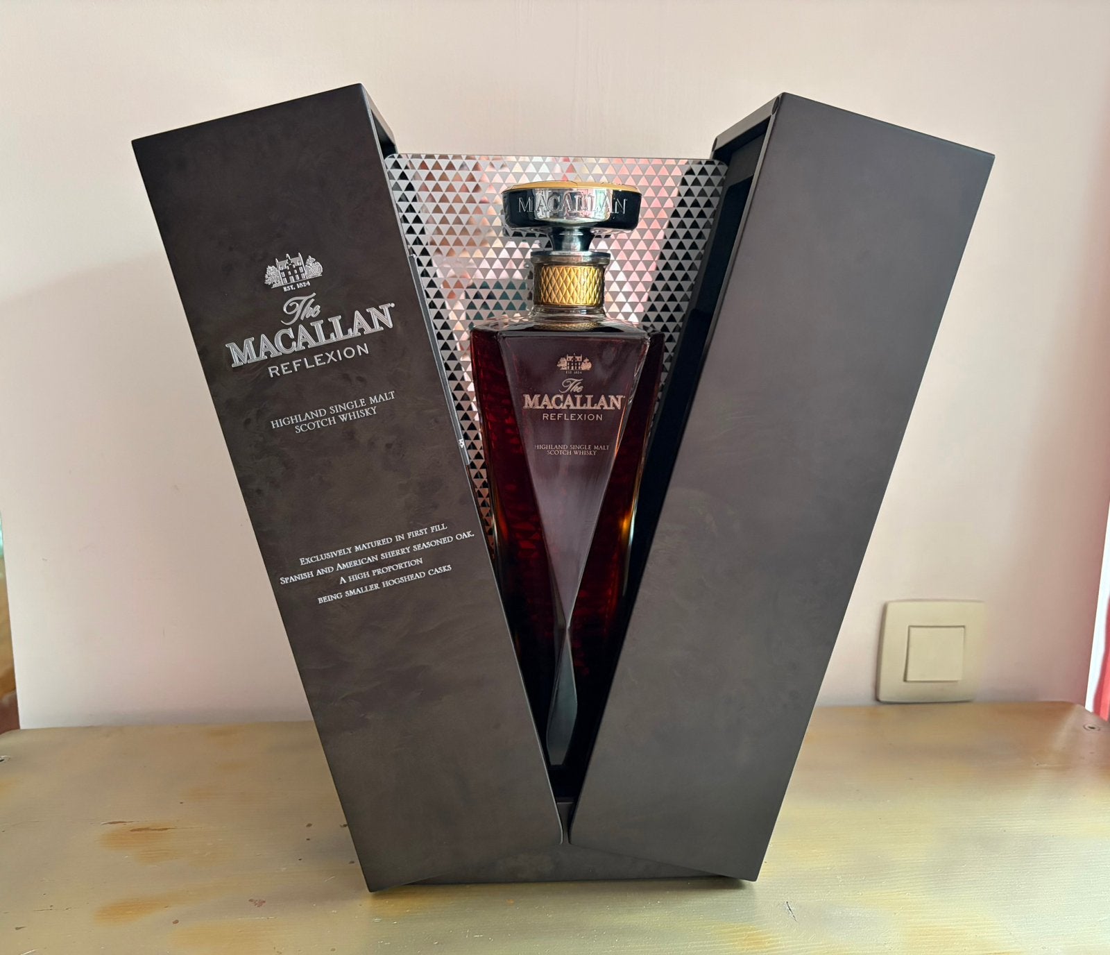 The Macallan Reflexion, Ophalen, Nieuw