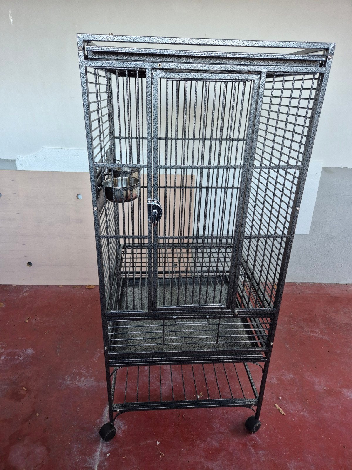 vogelkooi te koop 100 euro, Ophalen, Gebruikt, Metaal, Vogelkooi