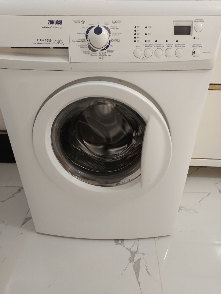 Lave linge zanussi a donner, Electroménager, Enlèvement