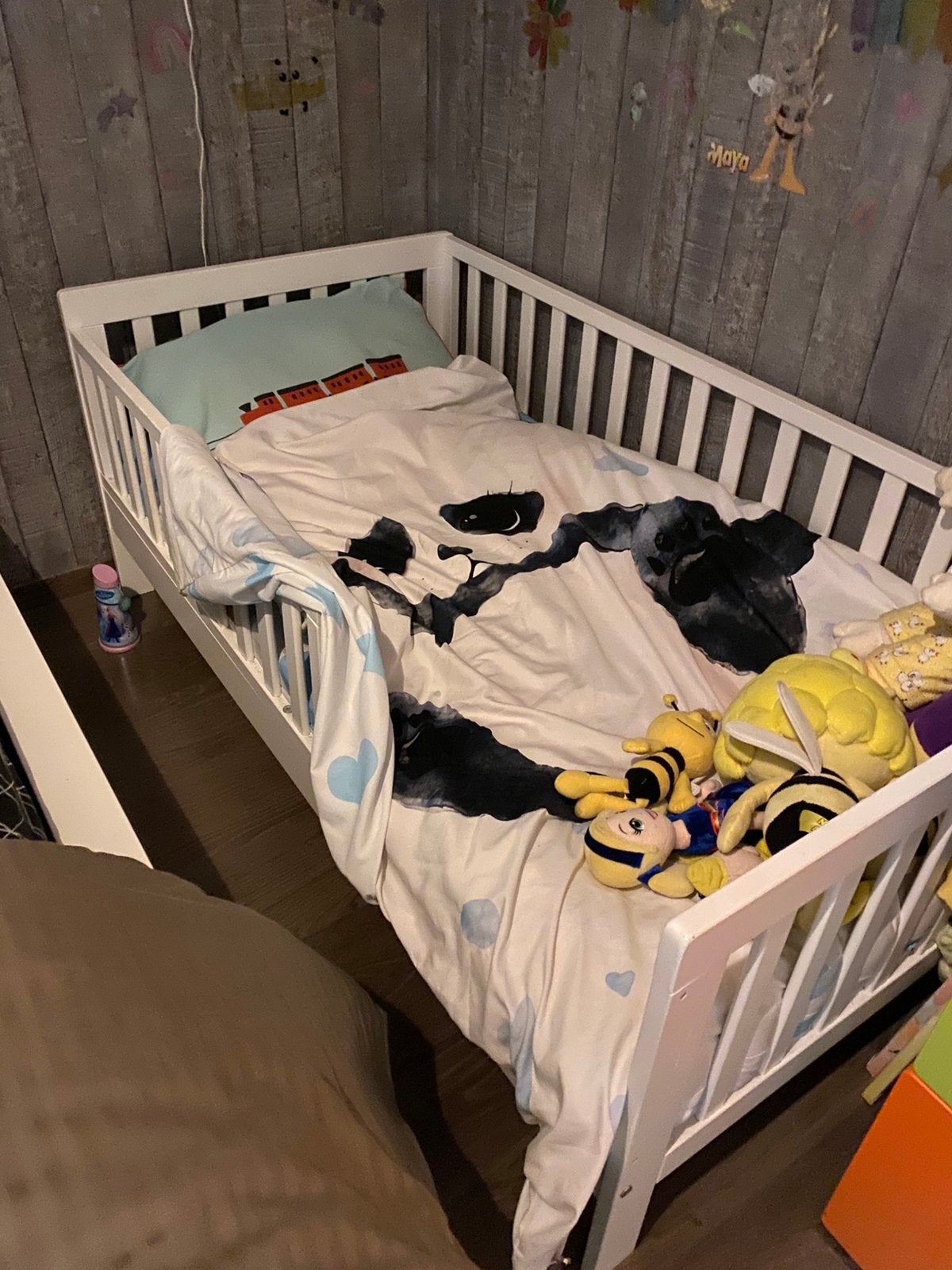 Peuterbed met matras en beddengoed, Kinderen en Baby's, Ophalen, Zo goed als nieuw, Matras