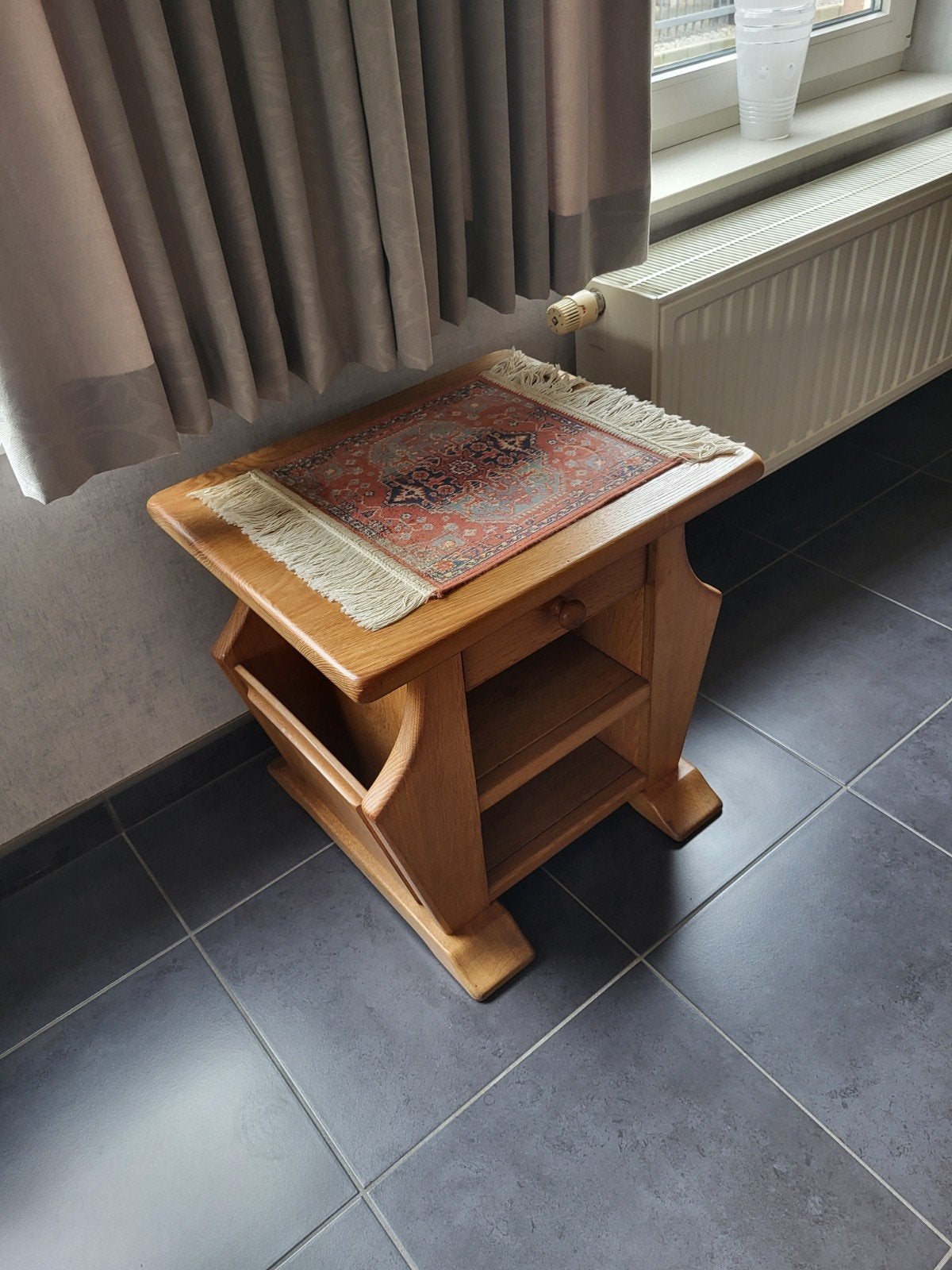 Eiken bijzettafeltje., Ophalen, 50 – 75, Minder dan 50 cm, 50 tot 100 cm