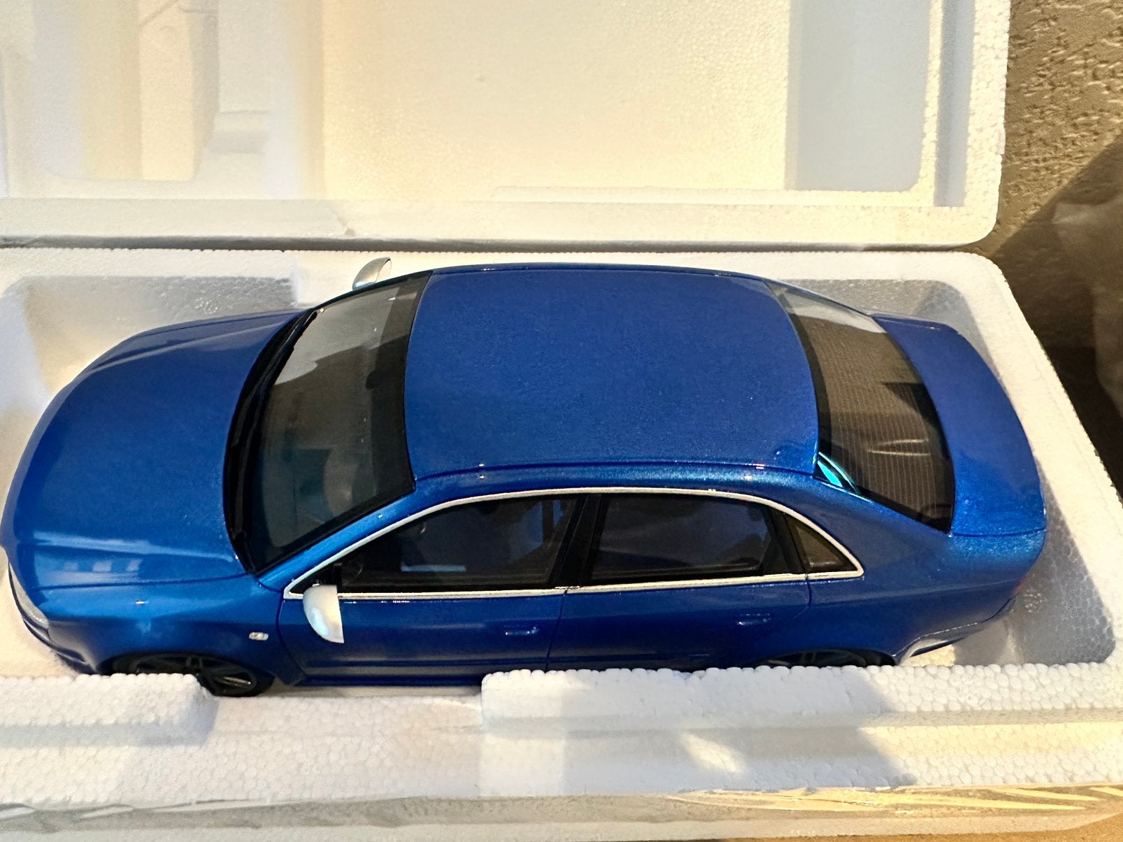 1/18 Audi RS4 B7 Sedan - OttoMobile, Enlèvement ou Envoi, Neuf, Voiture, OttOMobile