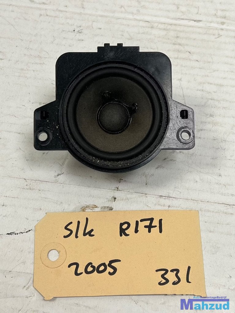MERCEDES SLK R171 Dashboard midden speaker A1718201002, Gebruikt, Mercedes-Benz AG, Mercedes-Benz, Mercedesstrasse 120
70372  Stuttgart, DE