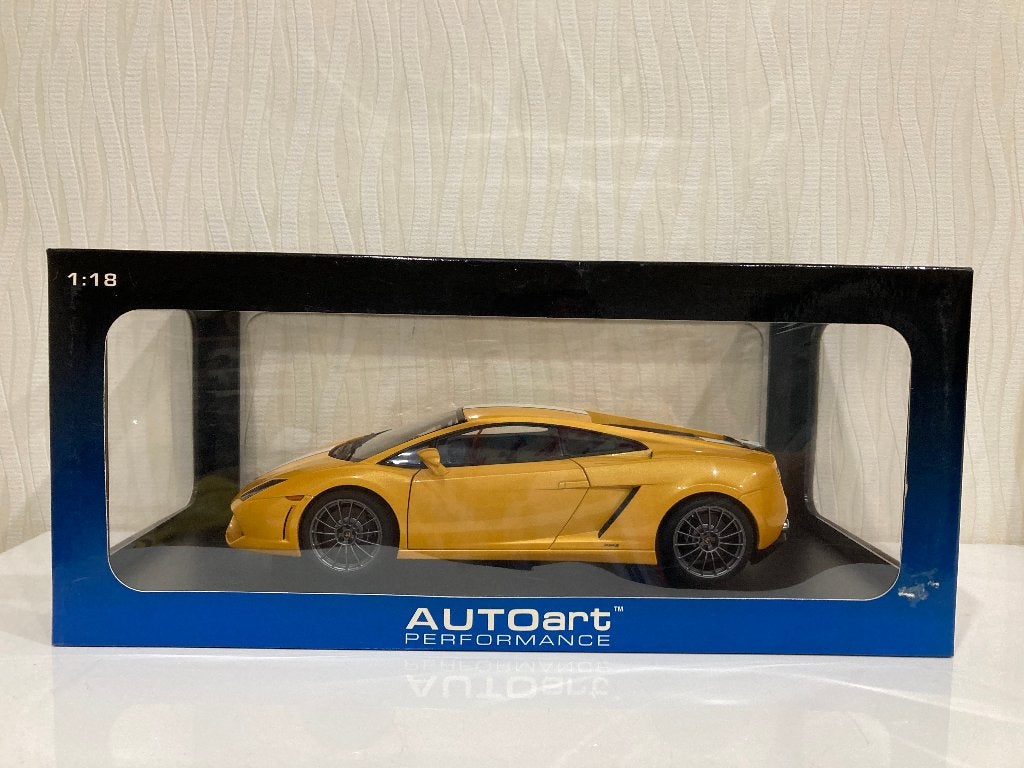 modelauto AUTOart Lamborghini Gallardo LP550-2 Valentino, Hobby & Loisirs créatifs, Voitures miniatures | 1:18, Enlèvement ou Envoi