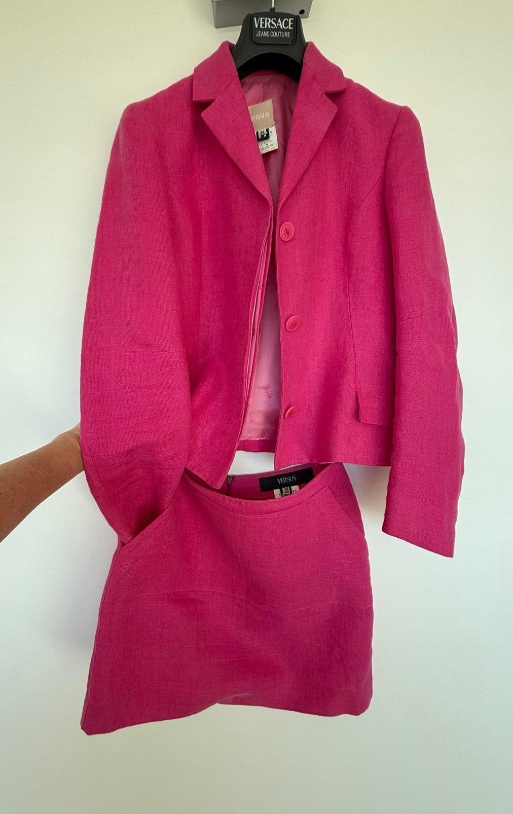 Costume Versus, Taille 38/40 (M), Enlèvement ou Envoi, Rose, Comme neuf