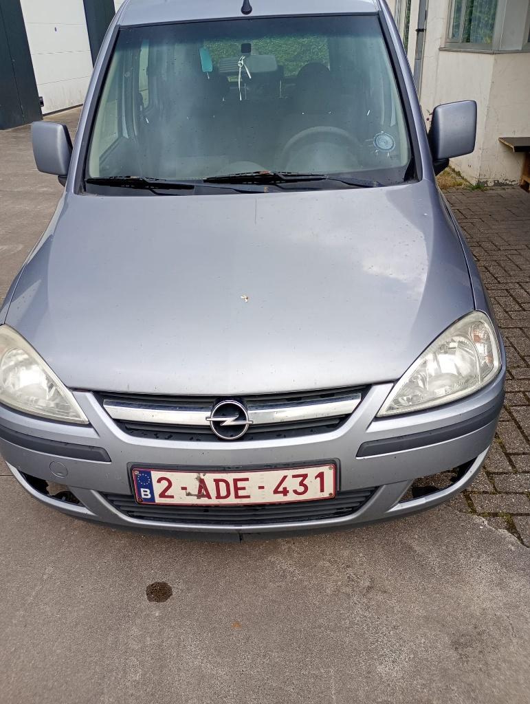 Te koop: Opel Combo – betrouwbare werkwagen, Autos, Opel, Argent ou Gris, Achat, 4 portes, 1678 cm³