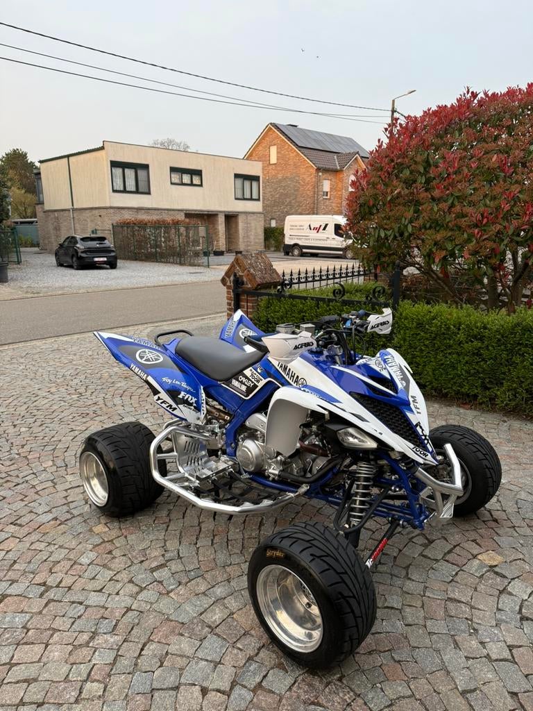 Yamaha Raptor 700R, Motos