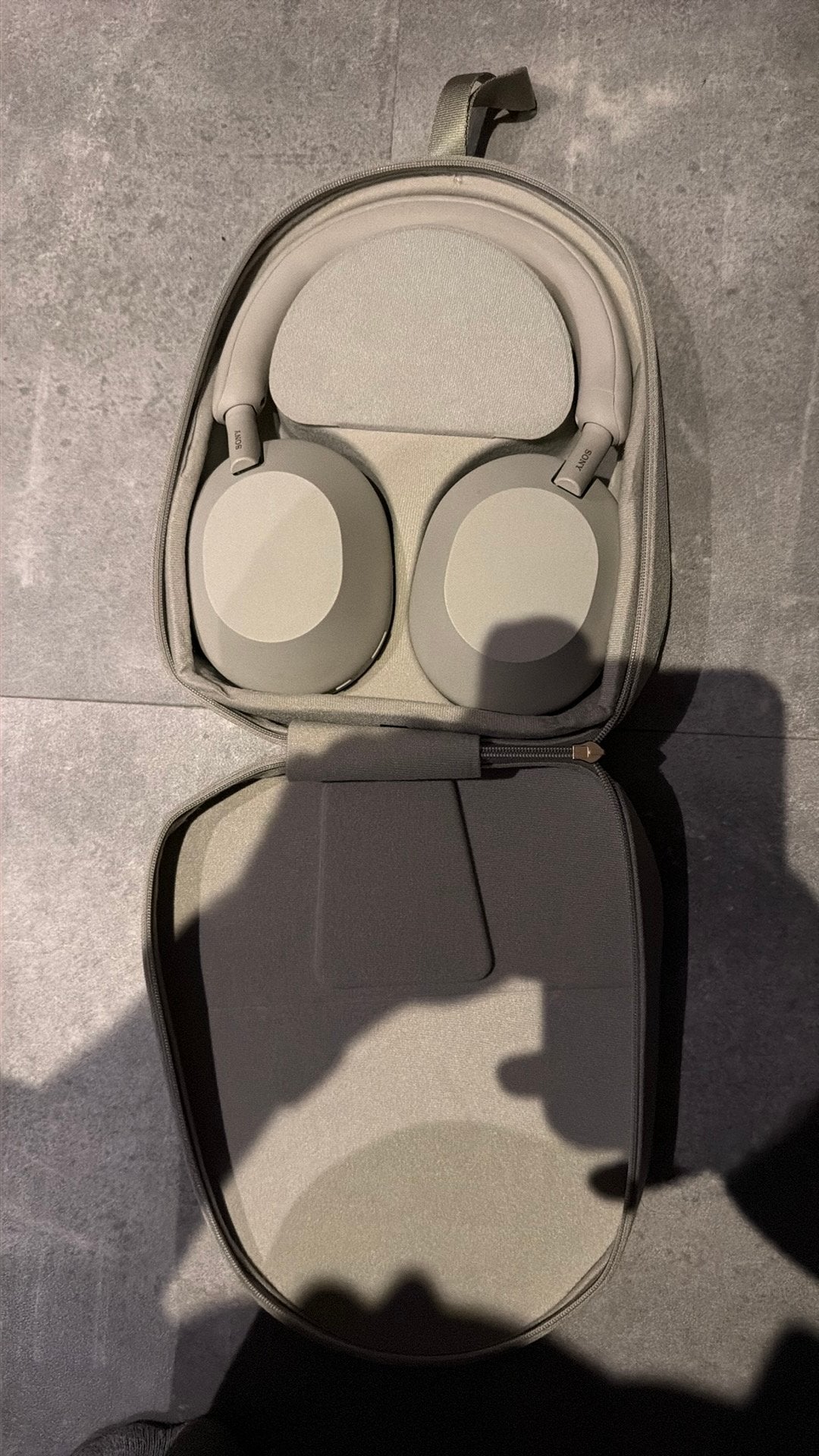Sony wh1000 xm5, Enlèvement ou Envoi, Comme neuf, Sony
