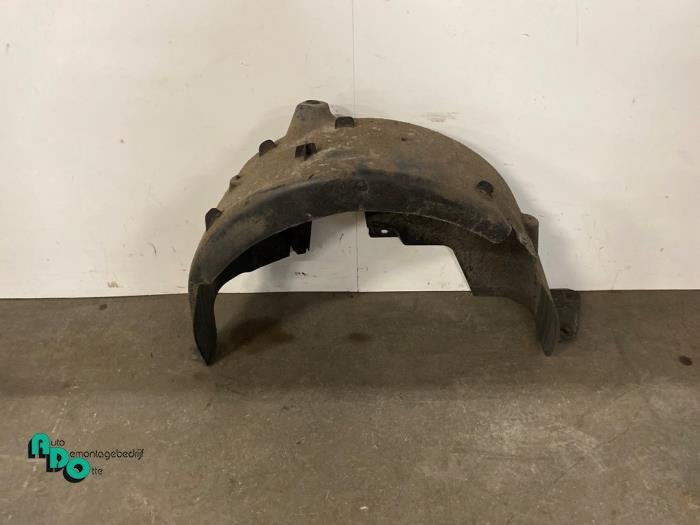 Passage de roue d'un Peugeot 208 (208 12-), -, 3 mois de garantie, Utilisé, -