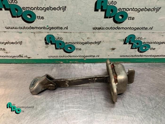 Butée 2portes droite d'un Citroen C1 (C1 08-), -, 3 mois de garantie, Utilisé, -