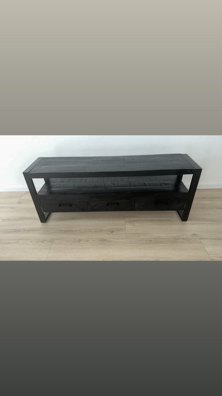 TV - MEUBEL TOON ZWART 145 CM MANGOHOUT, Ophalen, Zo goed als nieuw