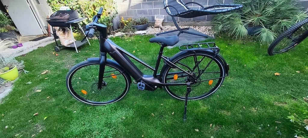 Decathlon B’TWIN LD 940 E Cadre Bas  (60 km seulement !), Enlèvement, Comme neuf