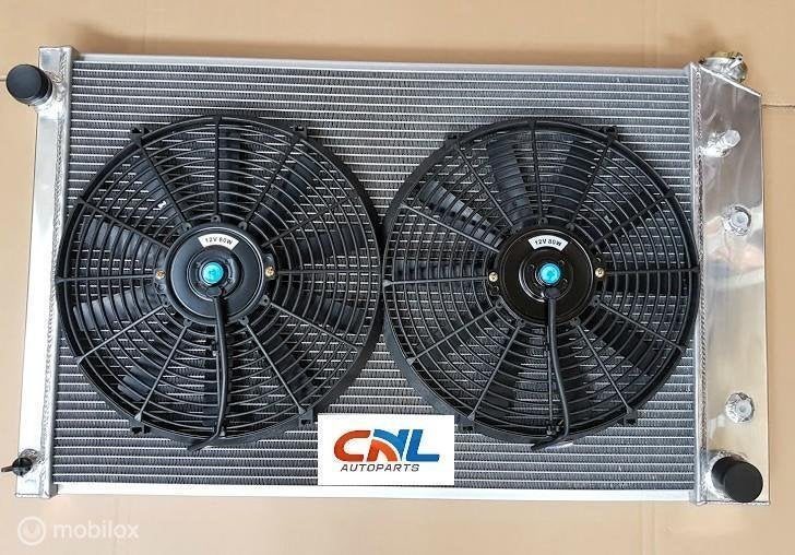 Radiateur  CHEVY C/K Truck / K5 Blazer / Jimmy / Suburban V8, Autos : Pièces & Accessoires, Neuf, Enlèvement ou Envoi